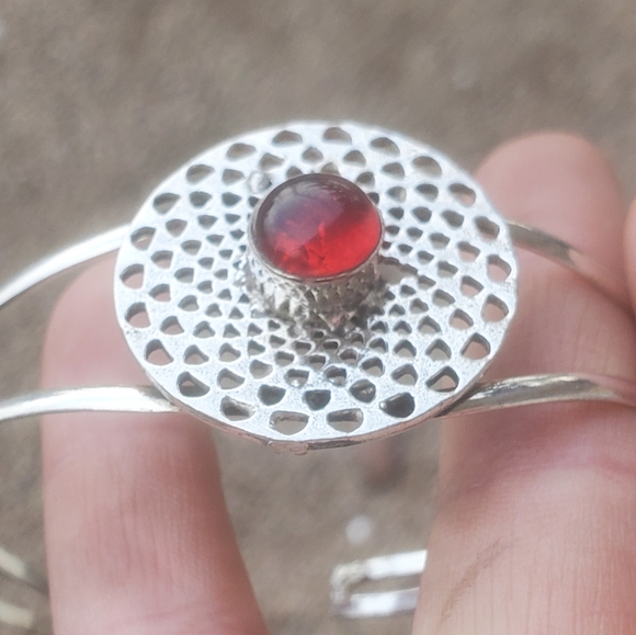 New Garnet 925 Silver Cuff Bracelet. - Picture 14 of 16